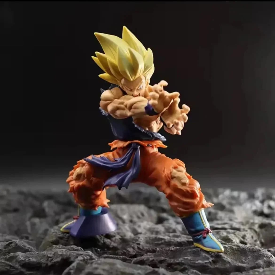 Miniatura 3 de Goku Action Figure Super Saiyajin Dragon Ball Z 16cm